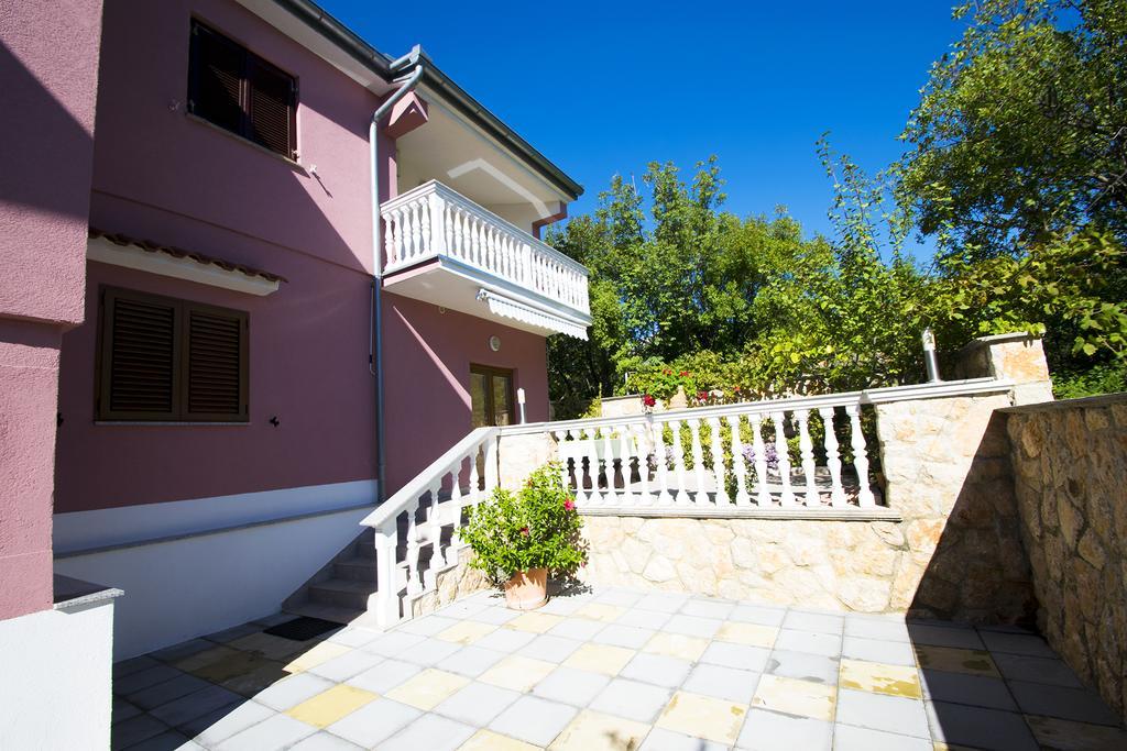 Apartments Zile Starigrad Exterior photo