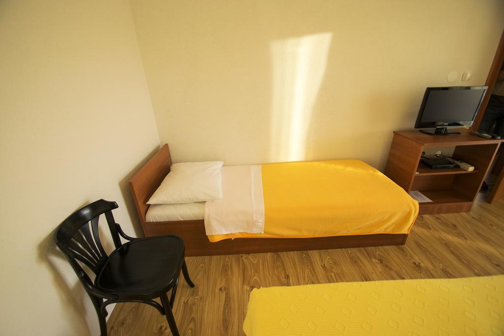 Apartments Zile Starigrad Room photo