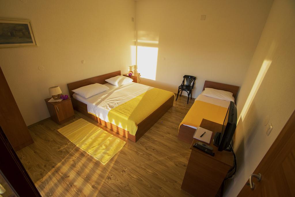 Apartments Zile Starigrad Room photo