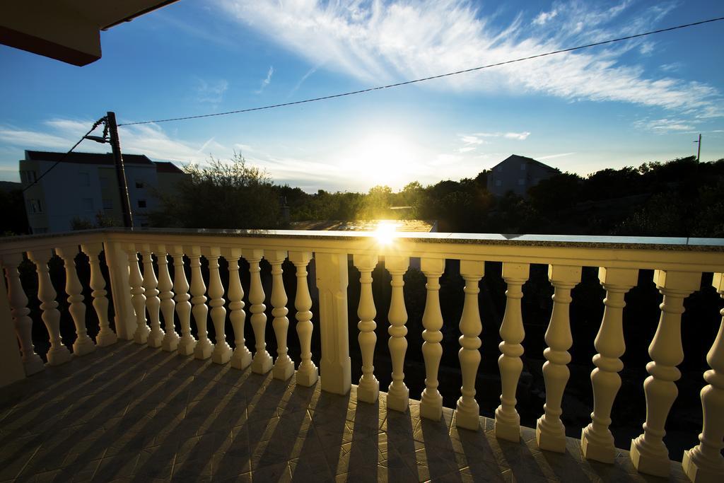 Apartments Zile Starigrad Room photo