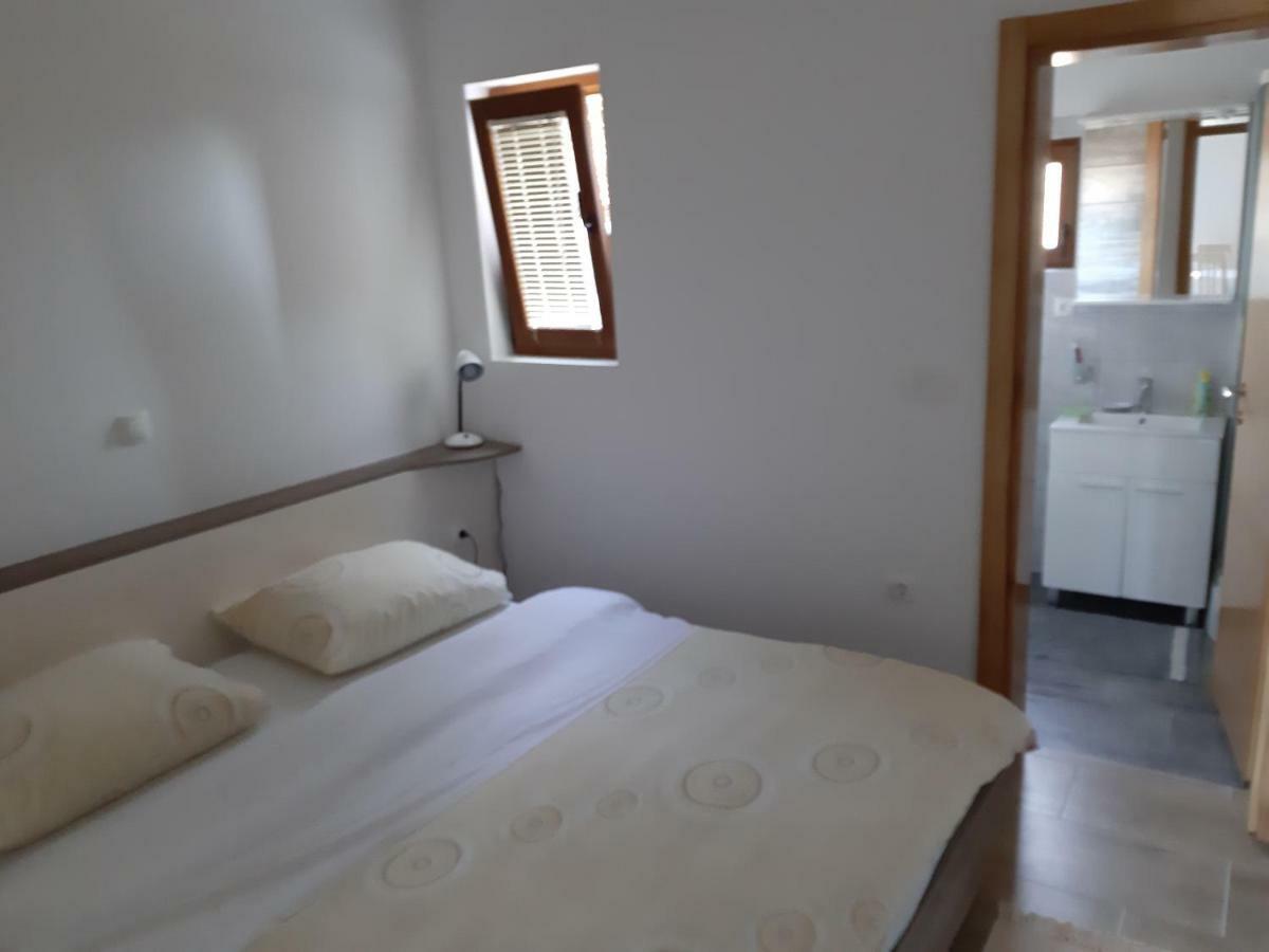 Apartments Zile Starigrad Exterior photo
